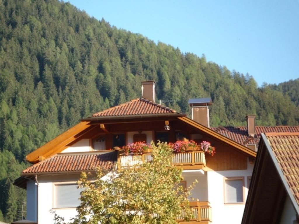 דירות ראסון די סופרה Mansarda Dolomiti חדר תמונה