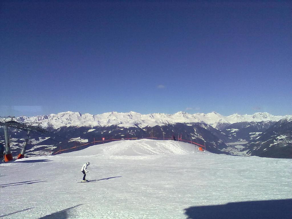 דירות ראסון די סופרה Mansarda Dolomiti מראה חיצוני תמונה