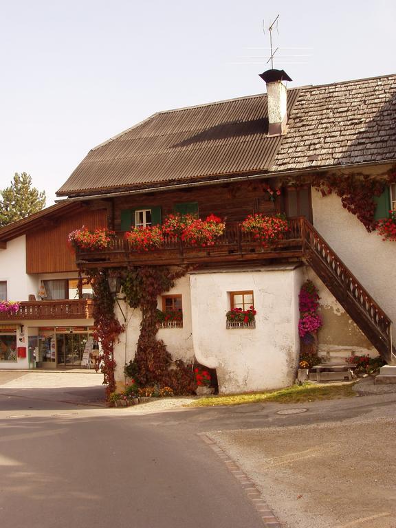דירות ראסון די סופרה Mansarda Dolomiti מראה חיצוני תמונה