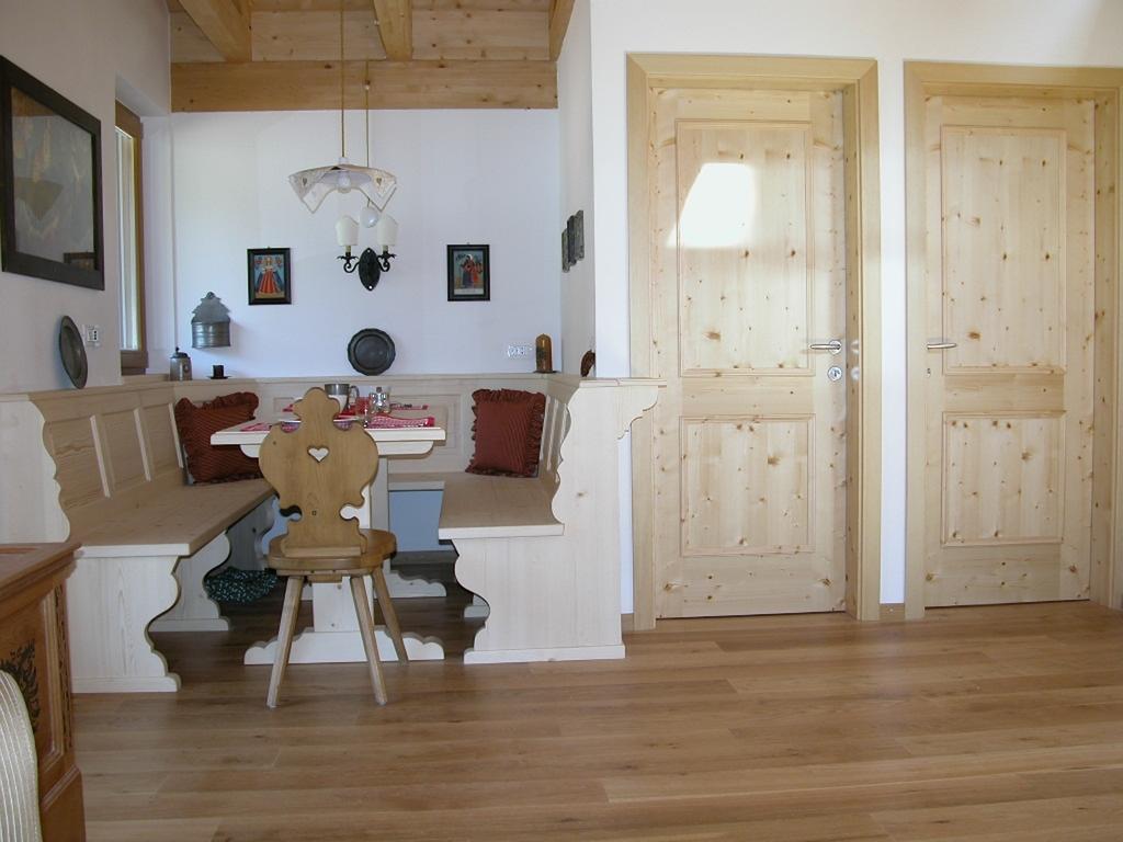 דירות ראסון די סופרה Mansarda Dolomiti מראה חיצוני תמונה